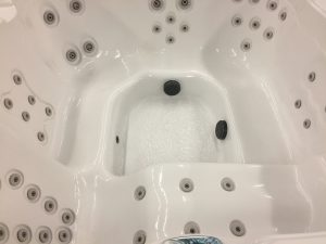 Refurbished Hawkeye Hot Tub