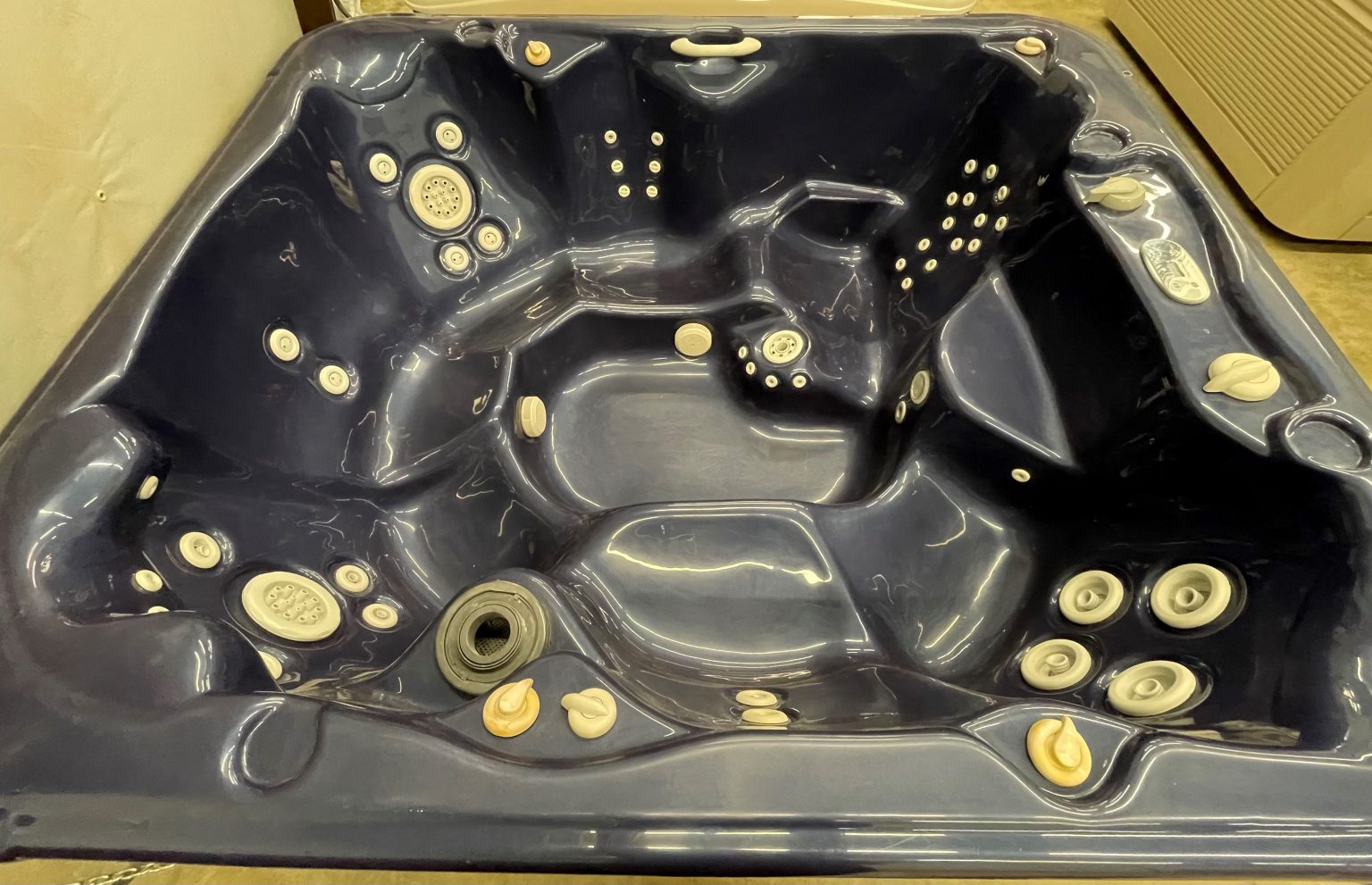 r351 6 Young's Hot Tub Sales and Service Center