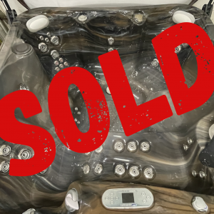 Refurbished Marquis Spa - 6 Seats **SOLD**