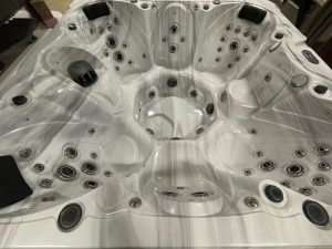 r423 2 | Young's Hot Tub Sales and Service Center