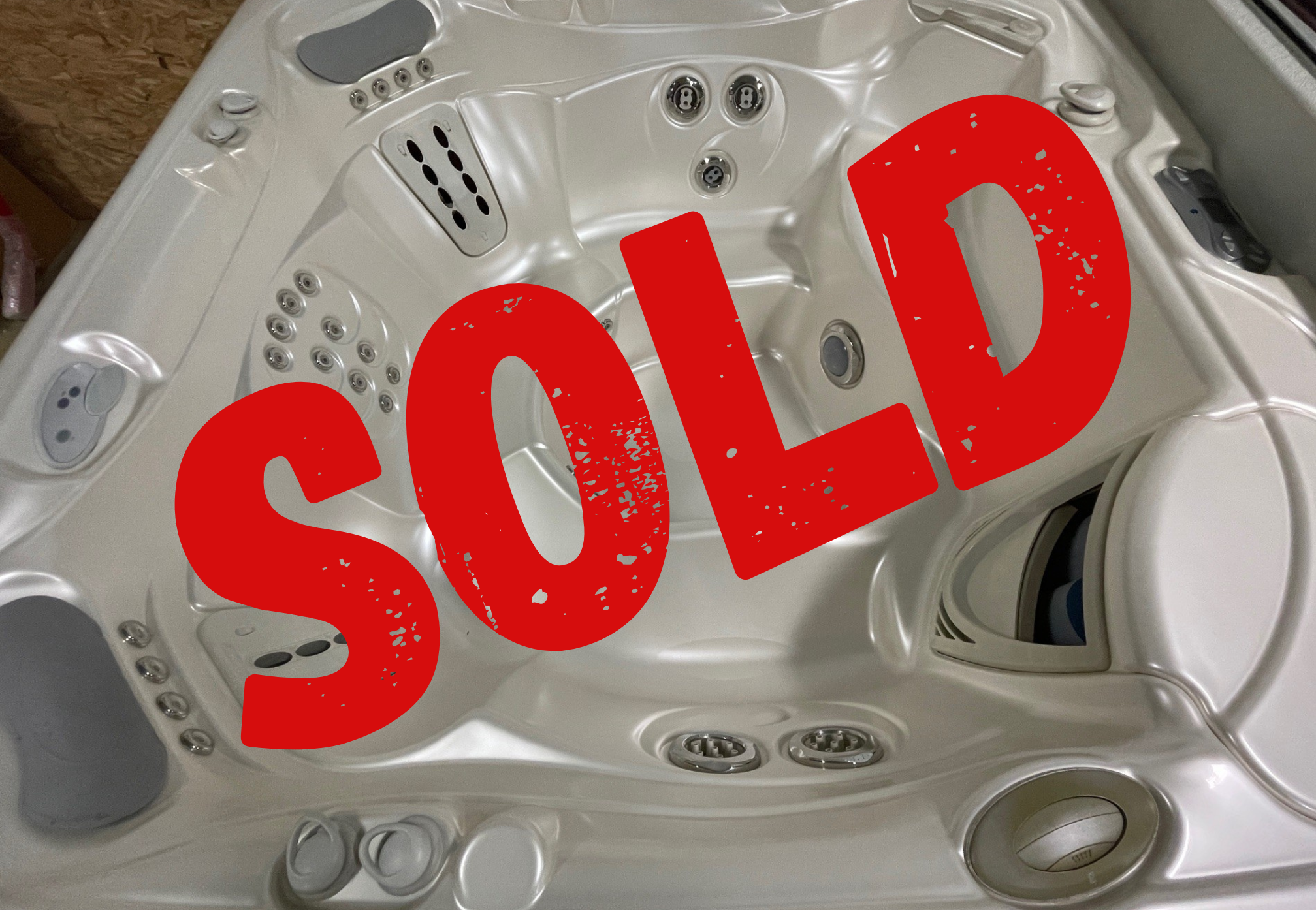 Refurbished Hot Springs – 6 Seats **SOLD**