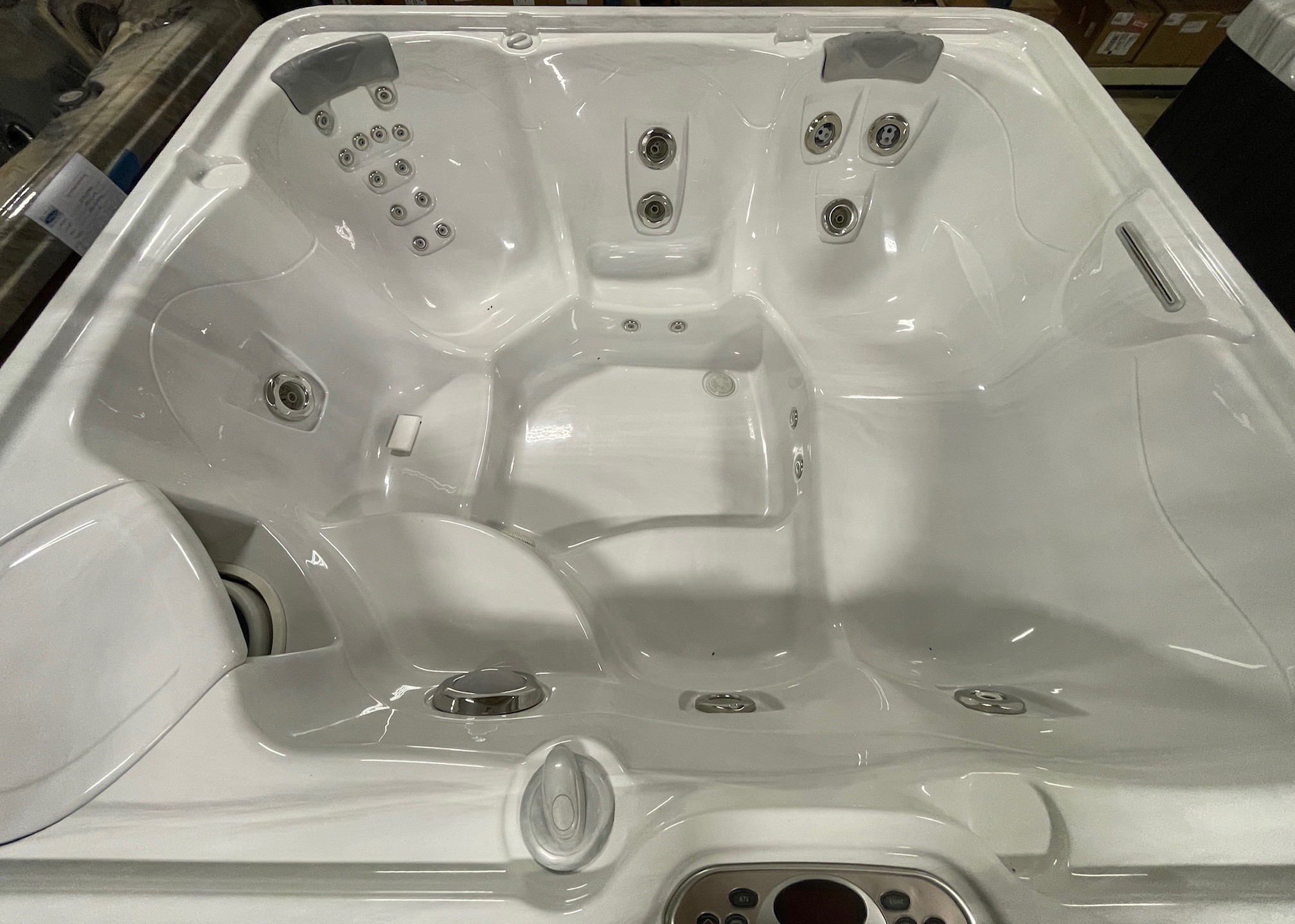 r415 2 | Young's Hot Tub Sales and Service Center