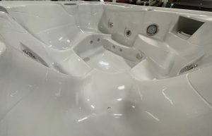 r415 5 | Young's Hot Tub Sales and Service Center