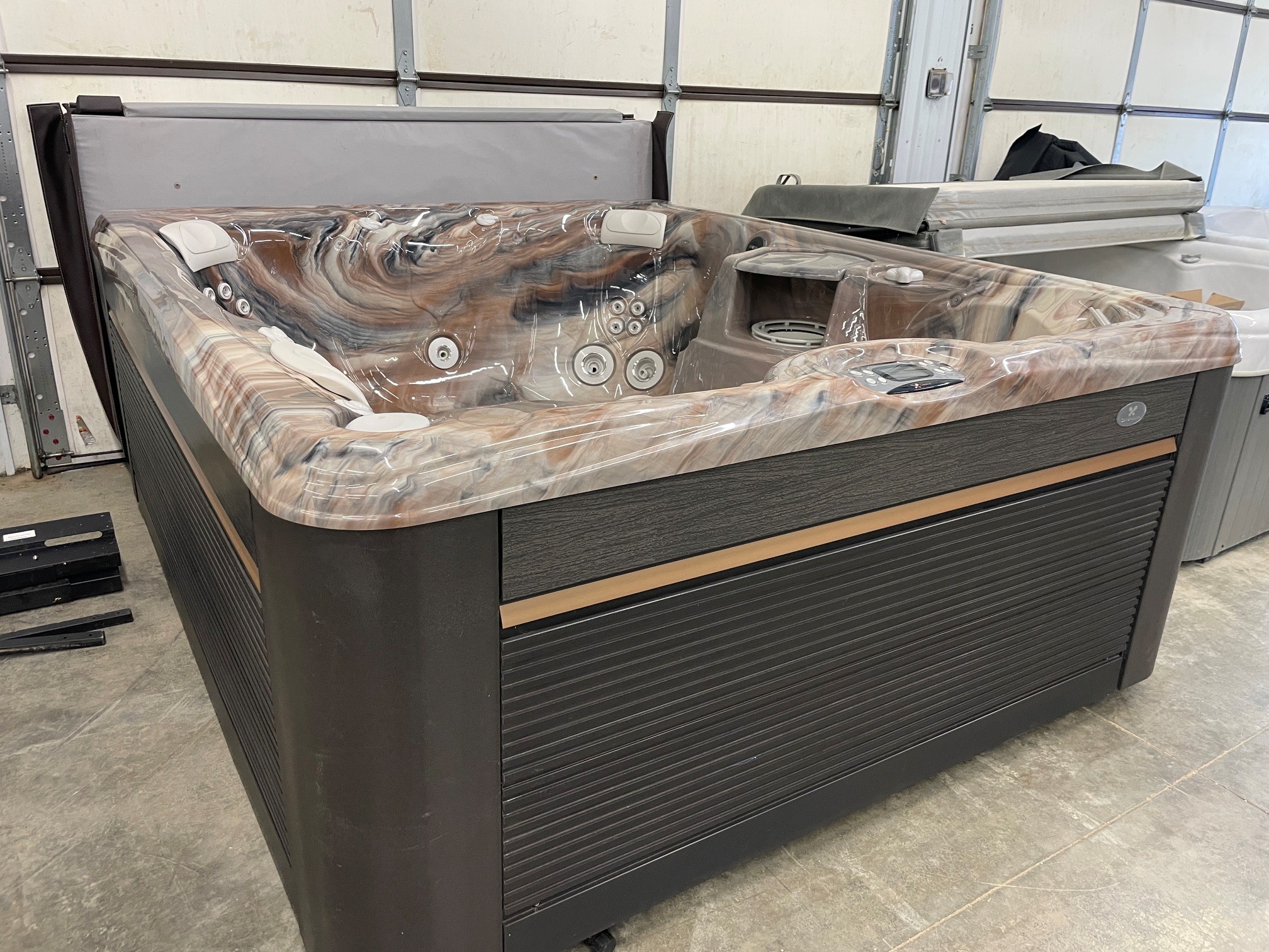 r441 2 | Young's Hot Tub Sales and Service Center