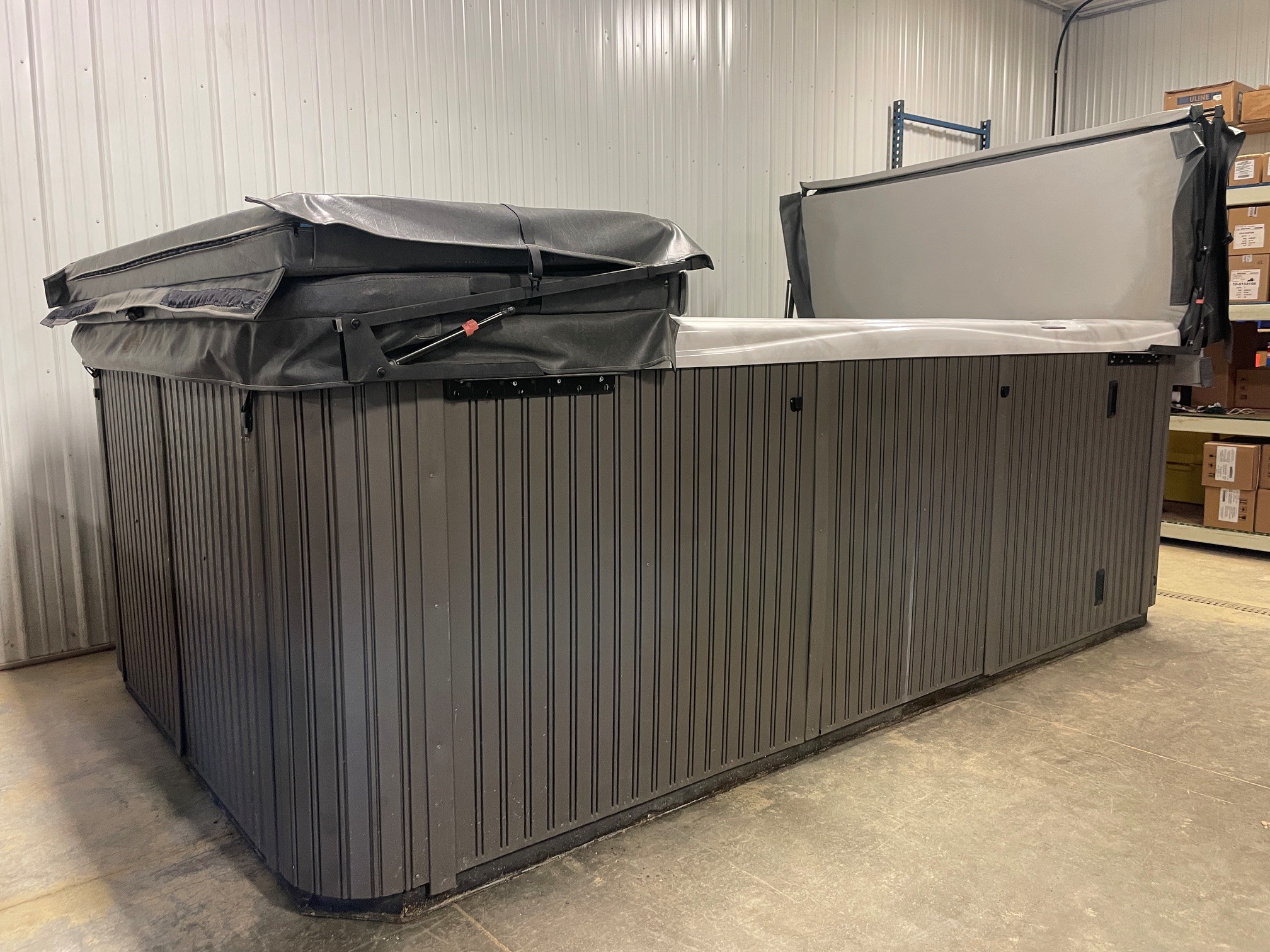r465 1 | Young's Hot Tub Sales and Service Center