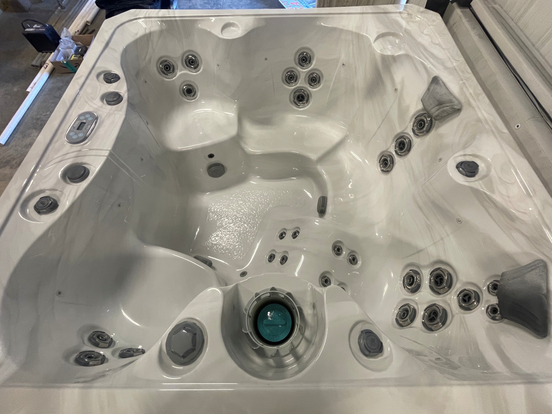 R463 4 | Young's Hot Tub Sales and Service Center