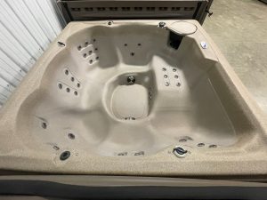 R472 4 | Young's Hot Tub Sales and Service Center