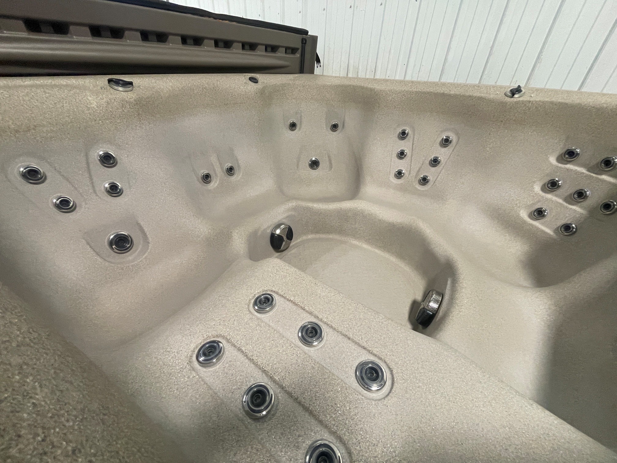 R472 6 | Young's Hot Tub Sales and Service Center