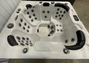 r436 3 | Young's Hot Tub Sales and Service Center