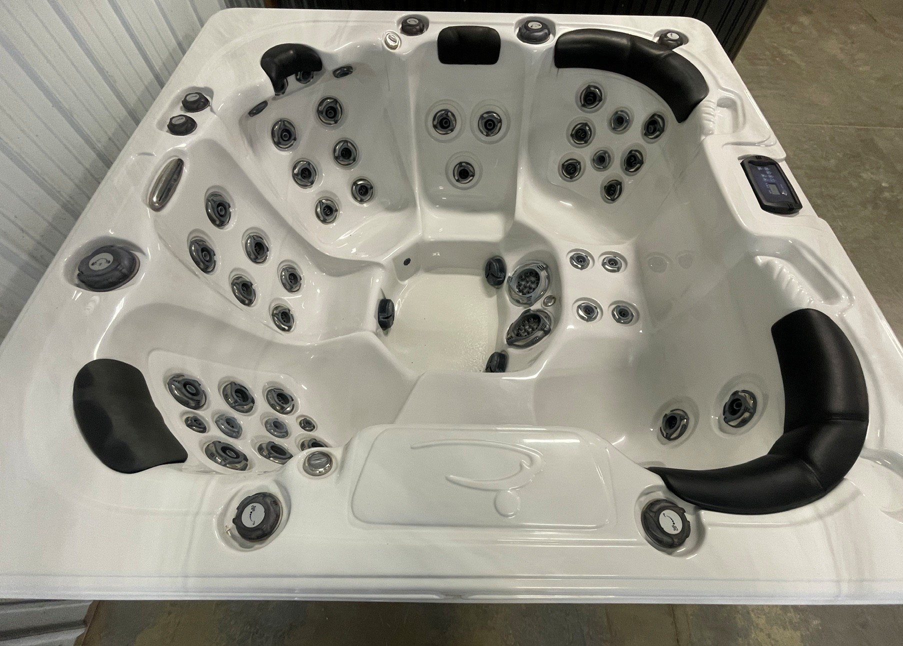 r436 3 | Young's Hot Tub Sales and Service Center