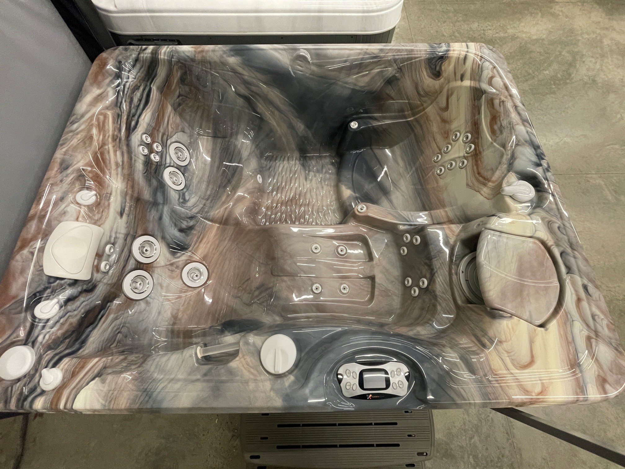 r470 2 | Young's Hot Tub Sales and Service Center