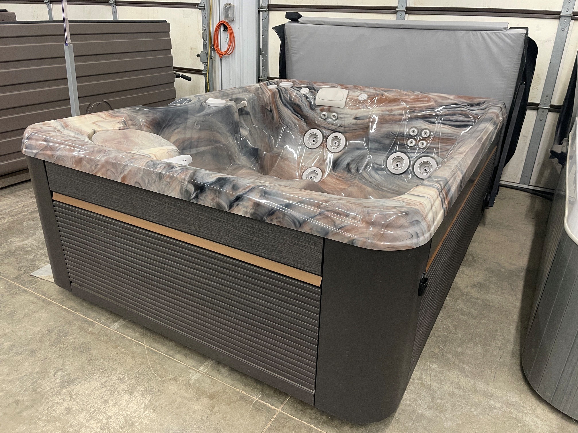 r470 7 | Young's Hot Tub Sales and Service Center