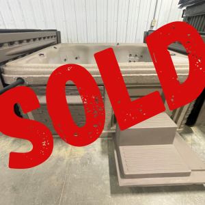 Refurbished Strong Spa - 6 Seats **SOLD**