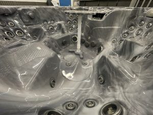 r471 5 | Young's Hot Tub Sales and Service Center