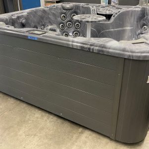 Refurbished Clearwater - 7 Seats