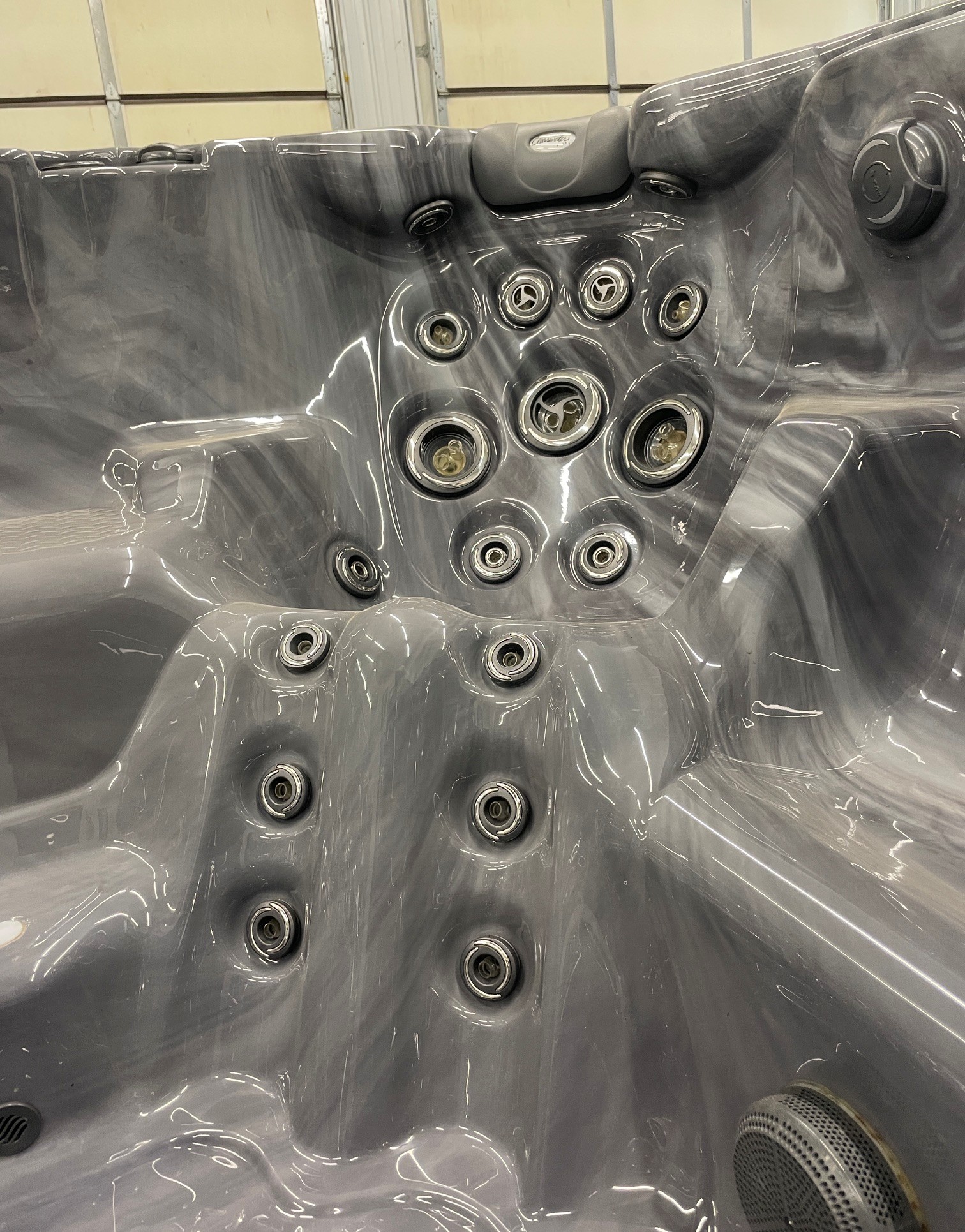 r471 8 | Young's Hot Tub Sales and Service Center